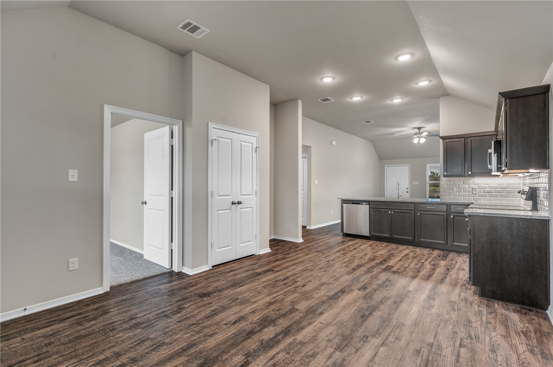 1236 High Street Navasota, TX 77868 - Photo 7 of 14 a view of kitchen with wooden floor