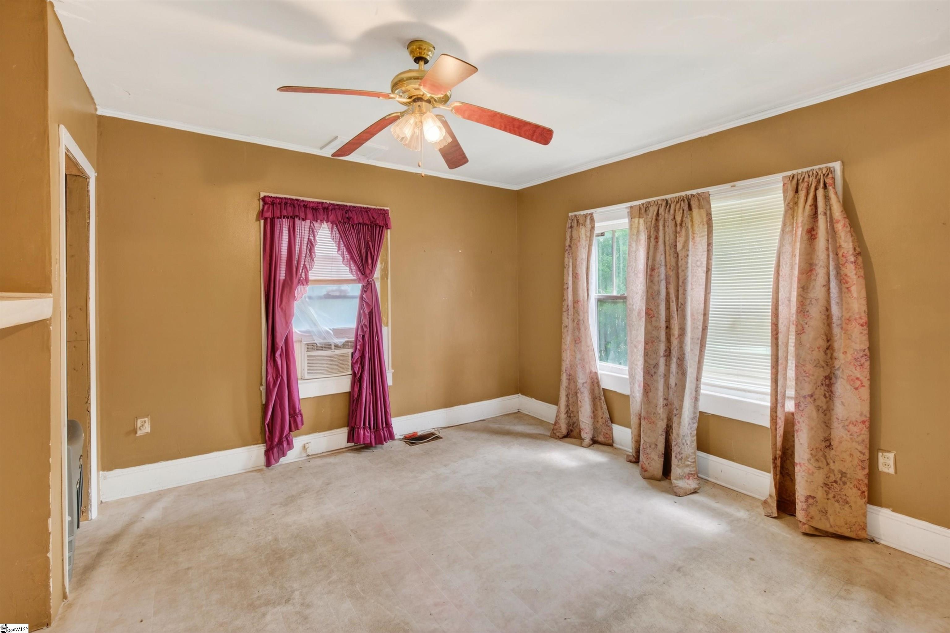119 Kelly Street Laurens, SC 29360 - Photo 12 of 26