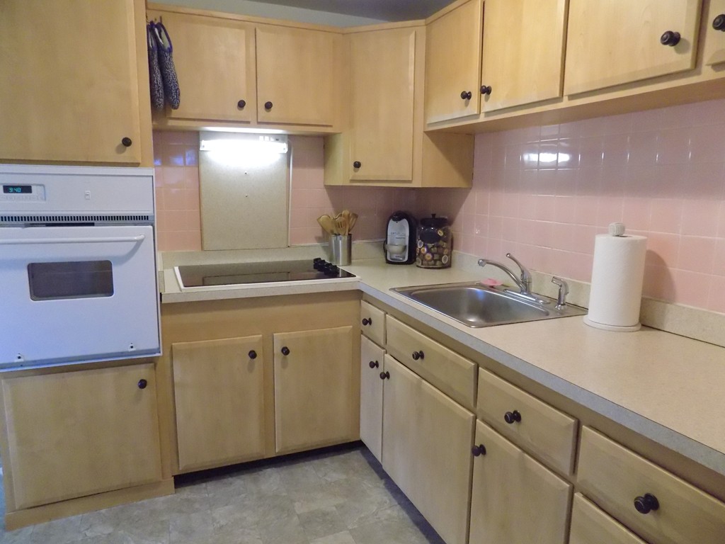 11 Robinson Road Beverly, MA 01915 - Photo 7 of 23