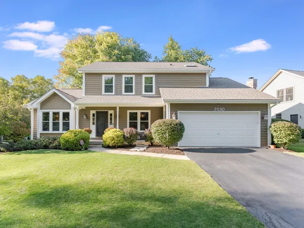 $575,000 | 2530 Cheshire Drive, Aurora, IL 60504