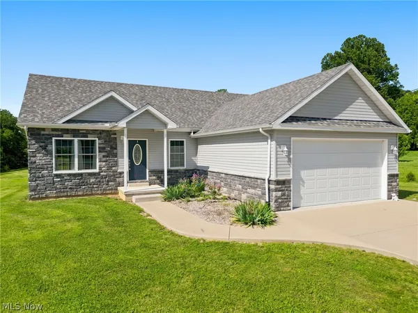 $332,500 | 12180 Township Road 8, Crooksville, OH 43731