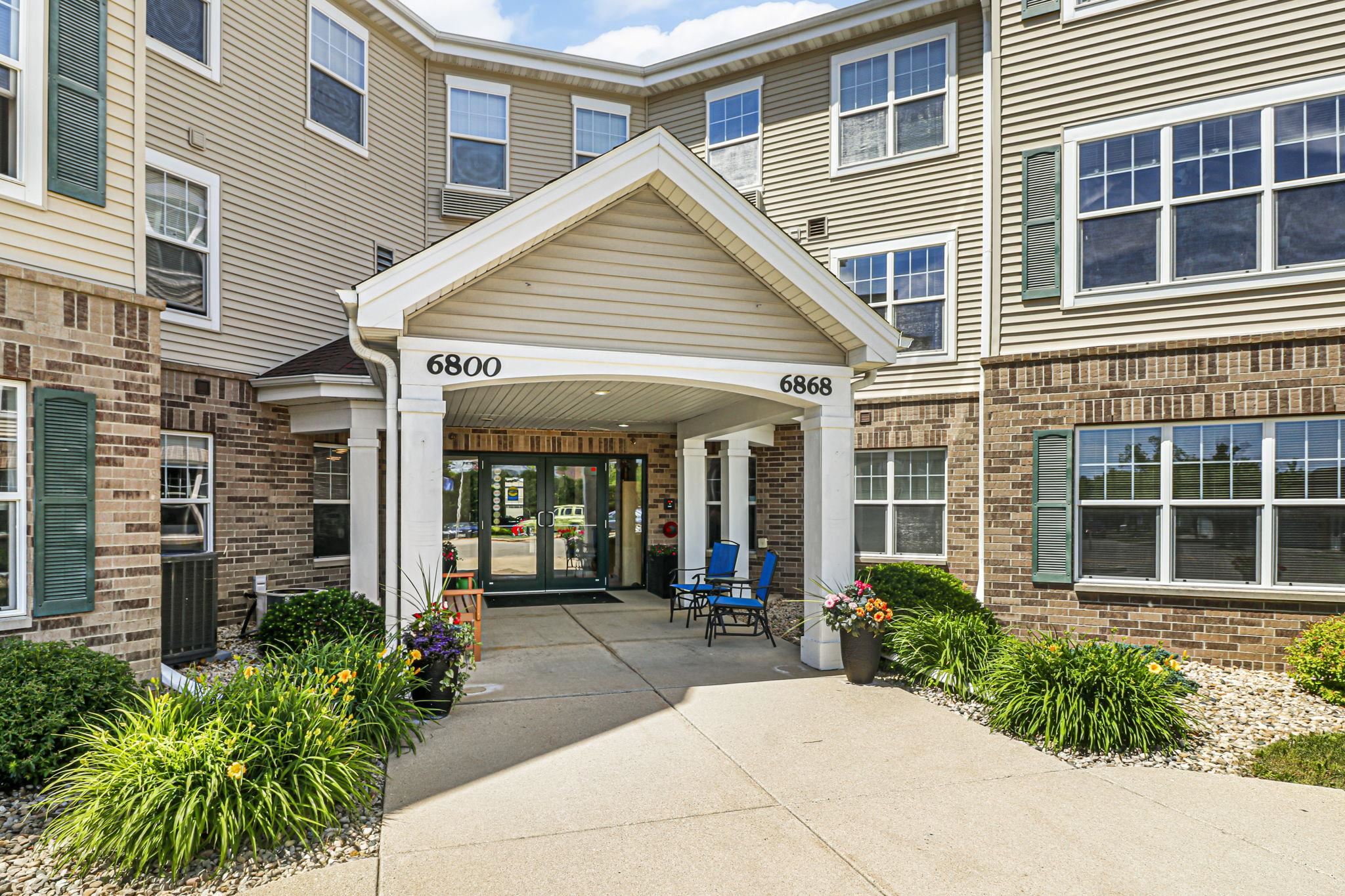 6801 Parkside Circle Windsor, WI 53532 - Photo 5 of 41