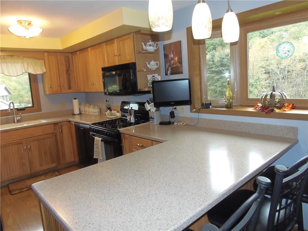 210 Diane Drive Rural Valley, PA 16249 - Photo 4 of 18 Fully Equipped Eat-In-Kitchen