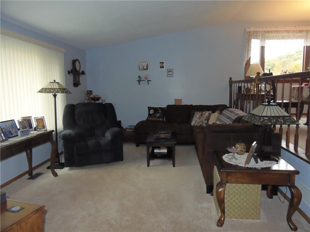 210 Diane Drive Rural Valley, PA 16249 - Photo 7 of 18 Spacious Living Room