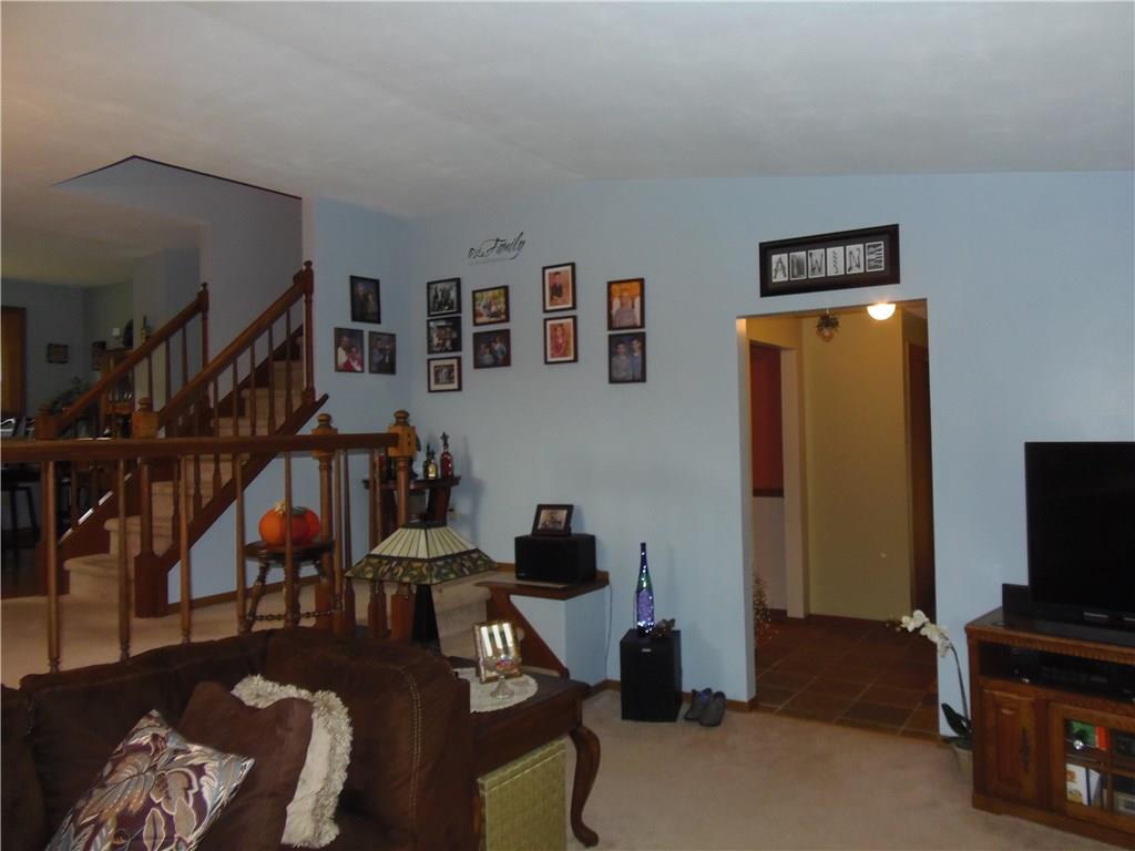 210 Diane Drive Rural Valley, PA 16249 - Photo 8 of 18 Gallery Image 8