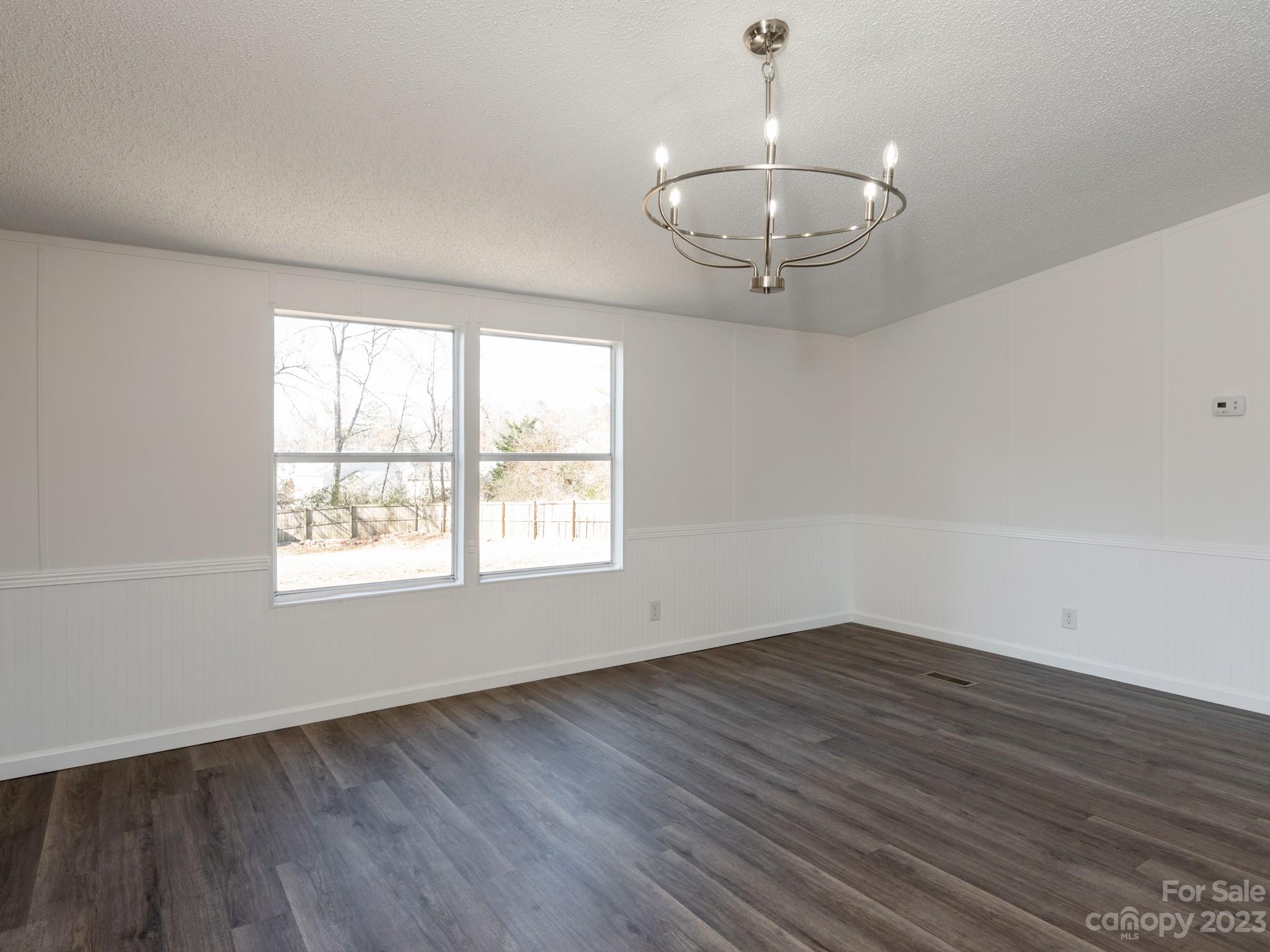 325 Griggs Road Clover, SC 29710 - Photo 13 of 35 Gallery Image 13