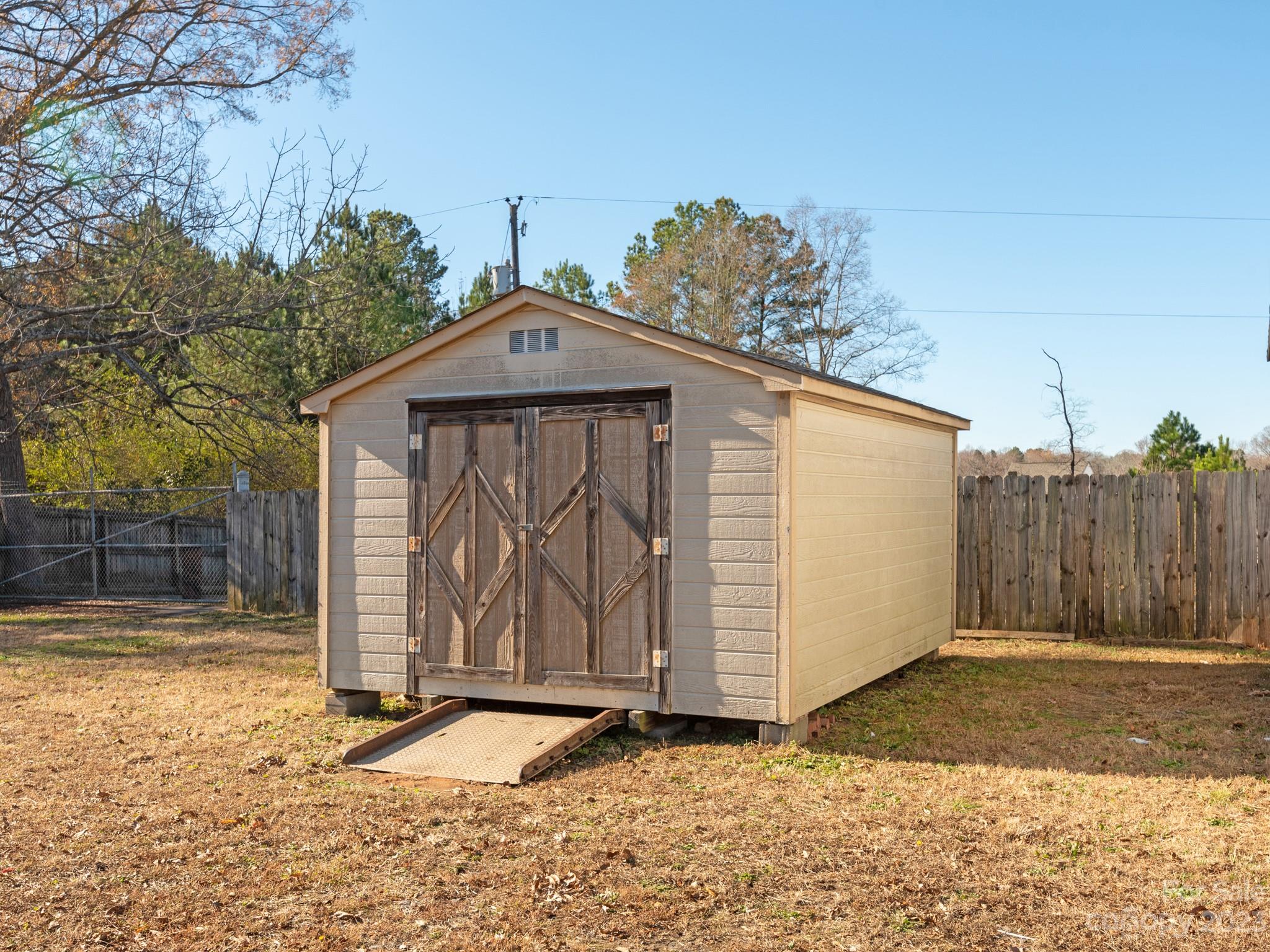 325 Griggs Road Clover, SC 29710 - Photo 28 of 35 Gallery Image 28