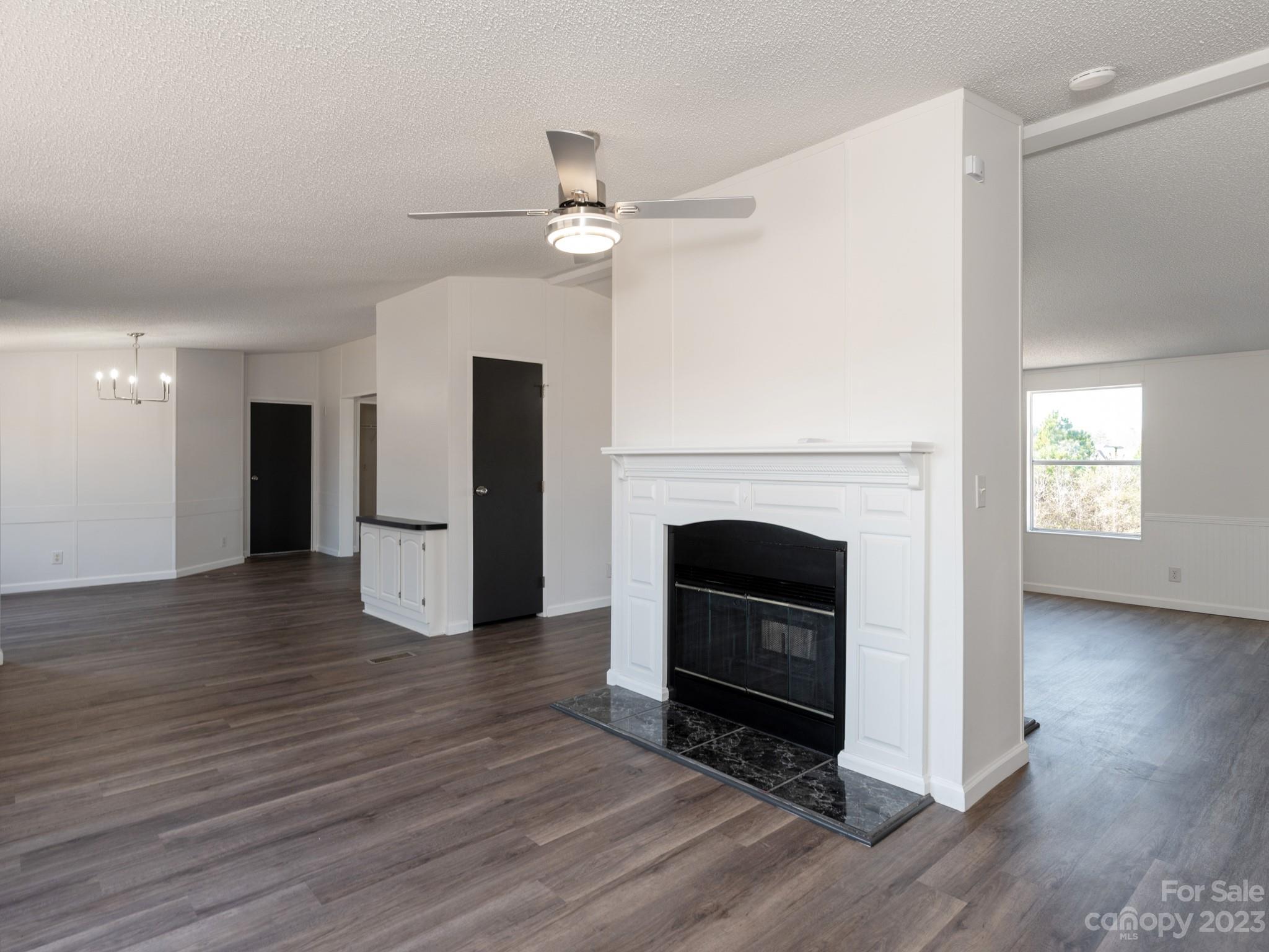 325 Griggs Road Clover, SC 29710 - Photo 5 of 35 Gallery Image 5