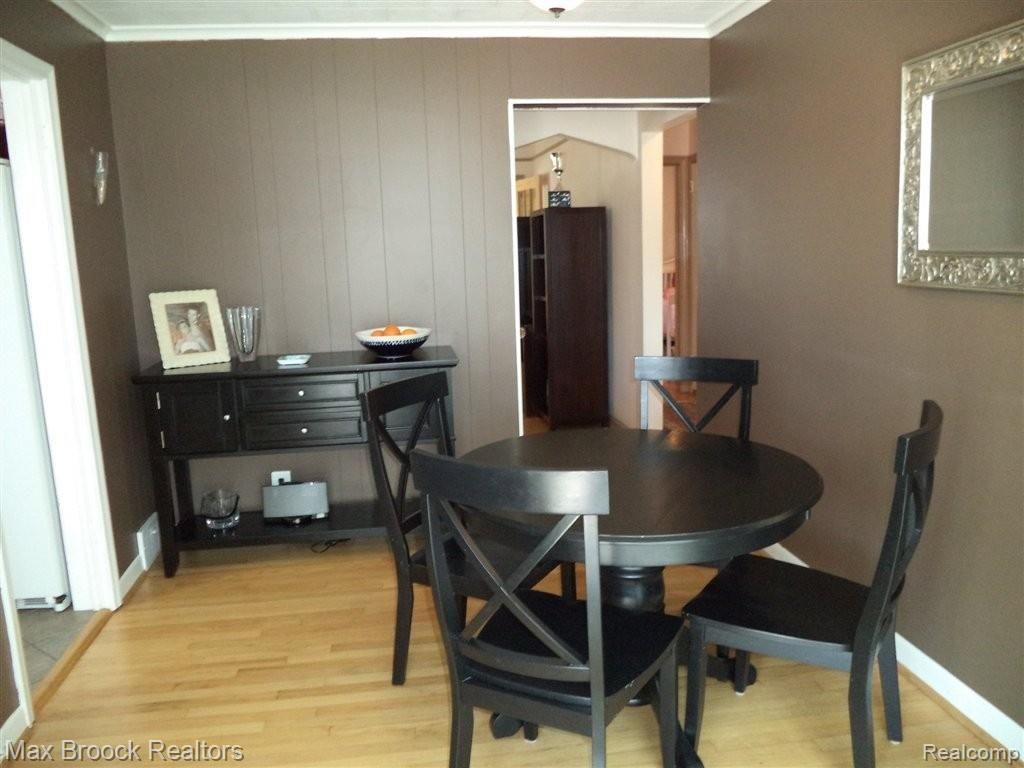 2087 Franklin Road Berkley, MI 48072 - Photo 7 of 15 Dining Room