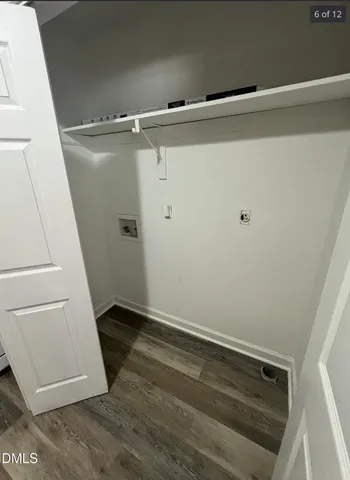 a view of utility room