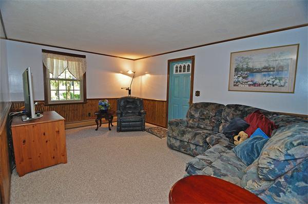 15 Allen Road Milford, MA 01757 - Photo 18 of 30 Gallery Image 18