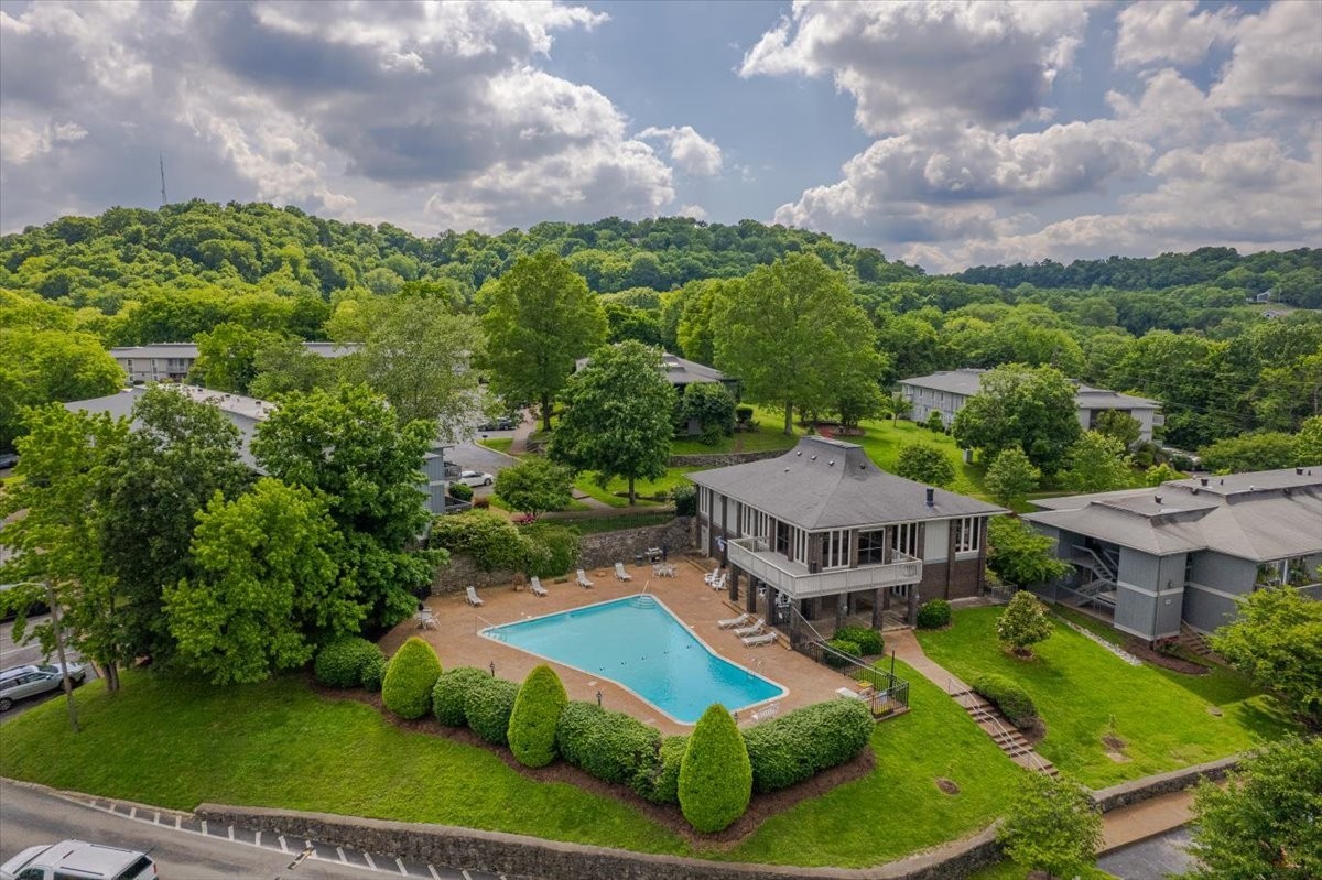 21 Vaughns Gap Road, Unit 88F Nashville, TN 37205 - Photo 27 of 30 an aerial view of a house