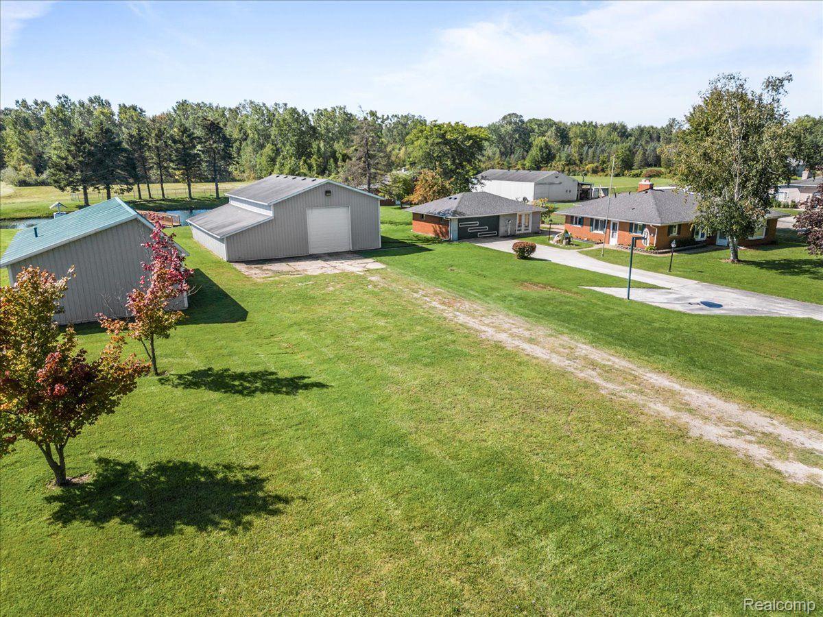 10249 Lindsey Road Casco, MI 48064 - Photo 12 of 35 Gallery Image 12
