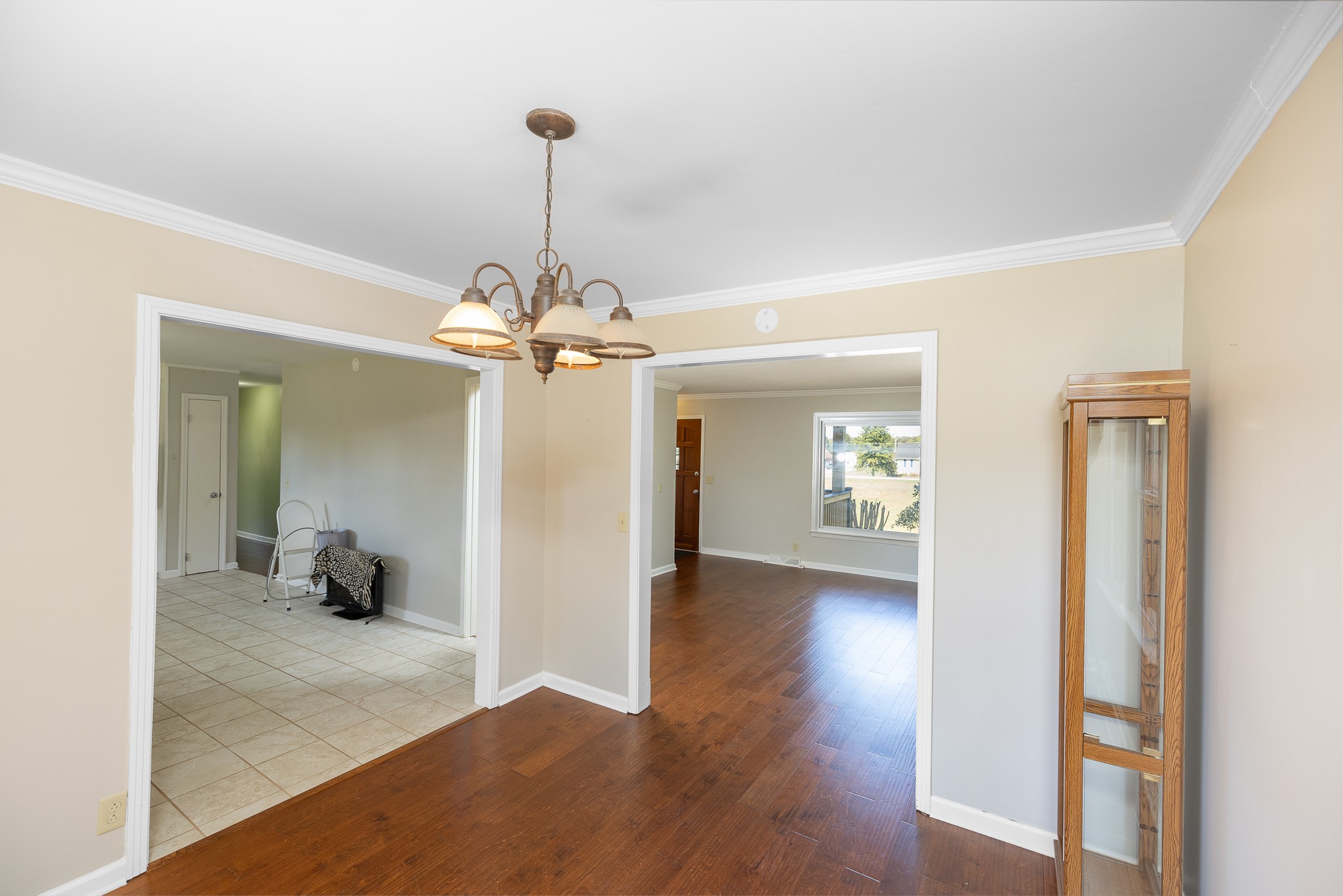 100 Philadelphia Road Lebanon, TN 37087 - Photo 14 of 36 a view of a livingroom with a furniture