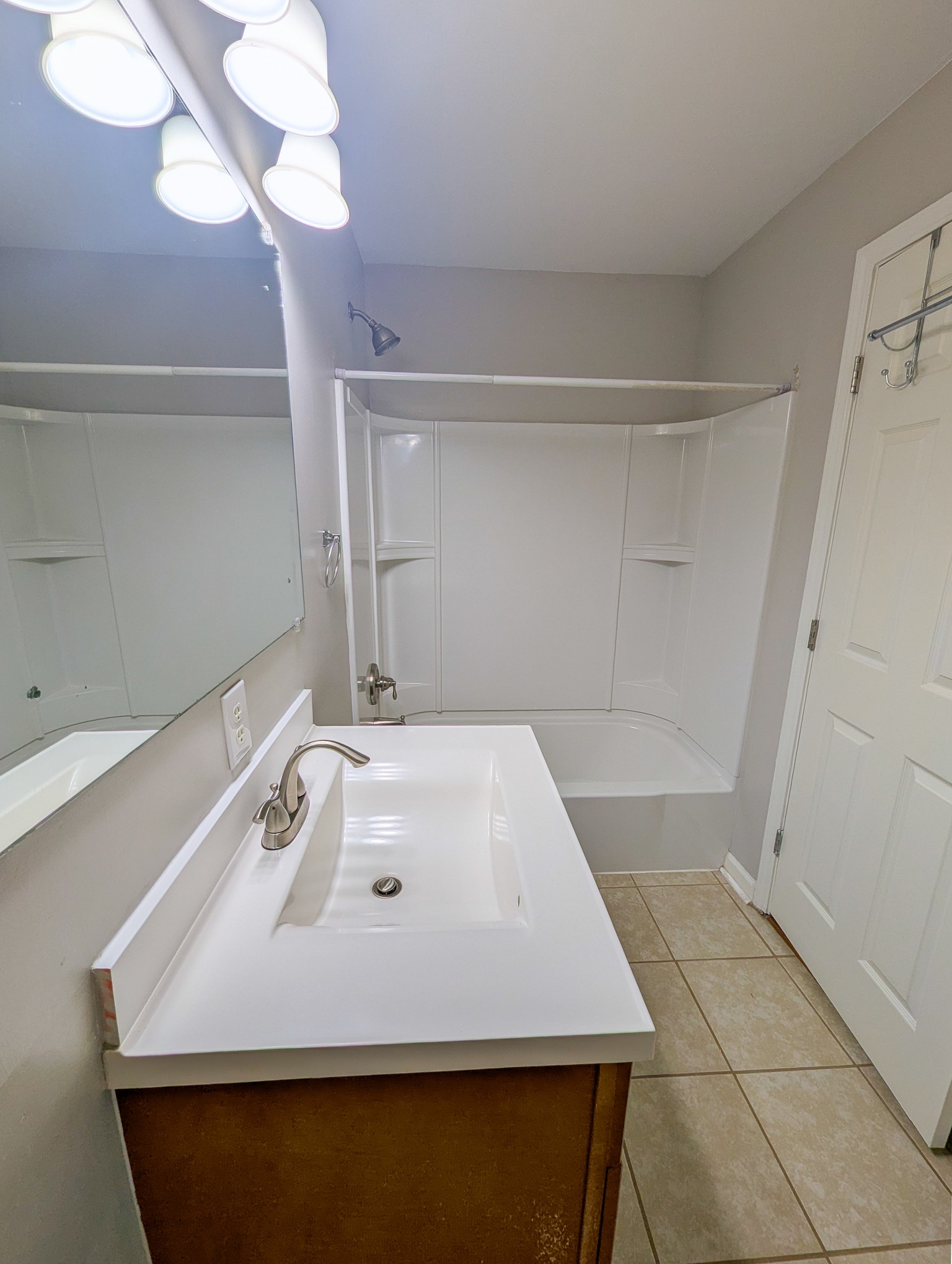 100 Philadelphia Road Lebanon, TN 37087 - Photo 29 of 36 a bathroom with a sink and shower