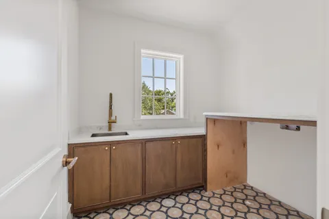 $2,750,000 | 1126 East 7 1/2 Street, Houston, TX 77009