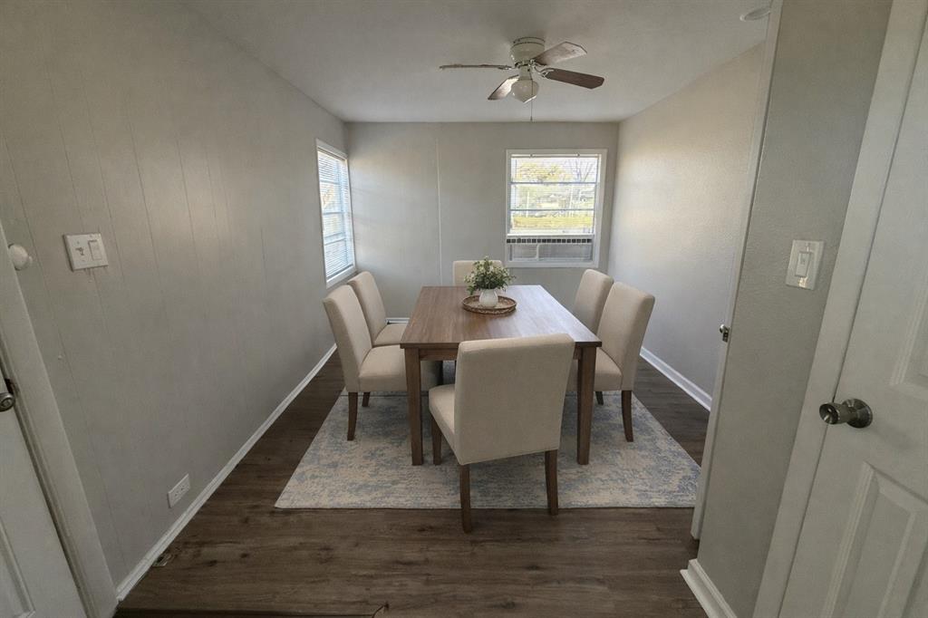 430 East Parnell Street Denison, TX 75021 - Photo 3 of 14