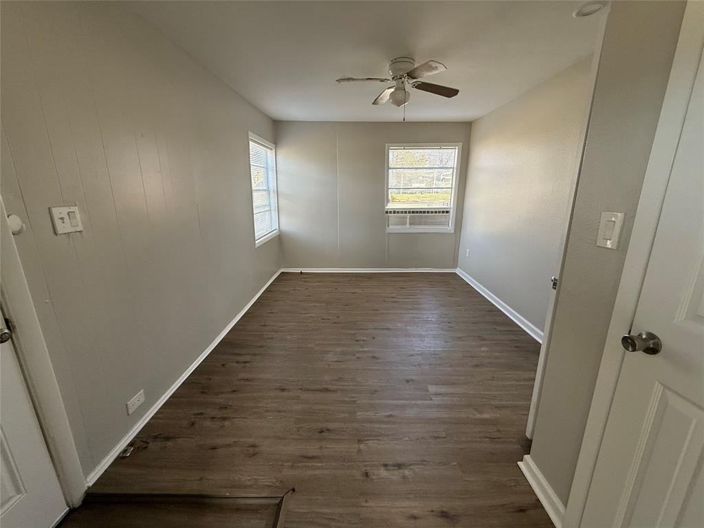 430 East Parnell Street Denison, TX 75021 - Photo 4 of 14