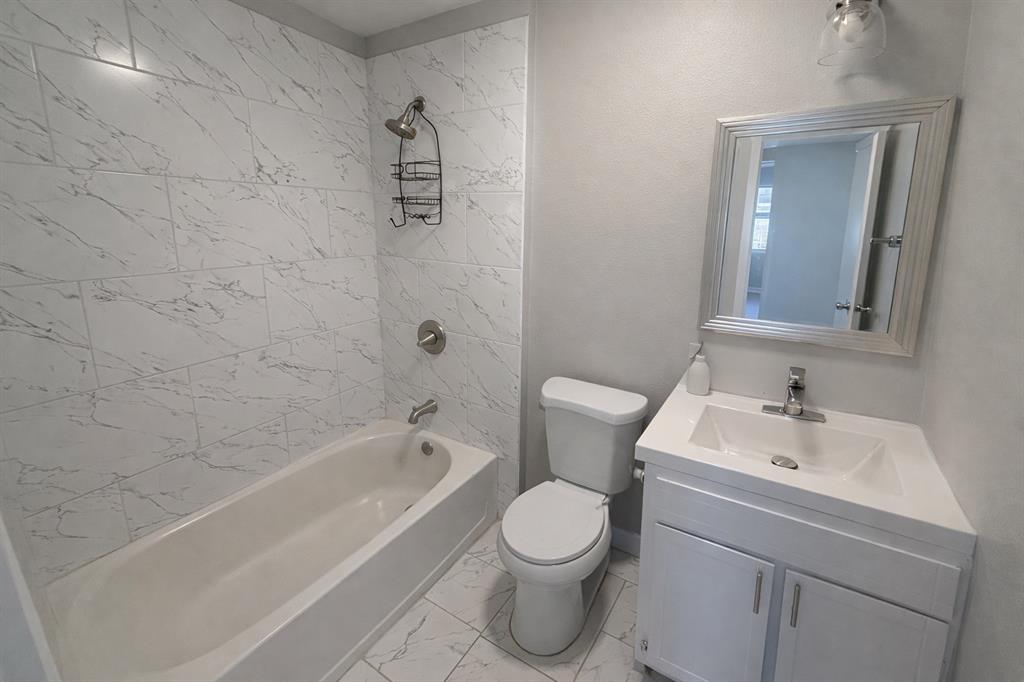 430 East Parnell Street Denison, TX 75021 - Photo 10 of 14