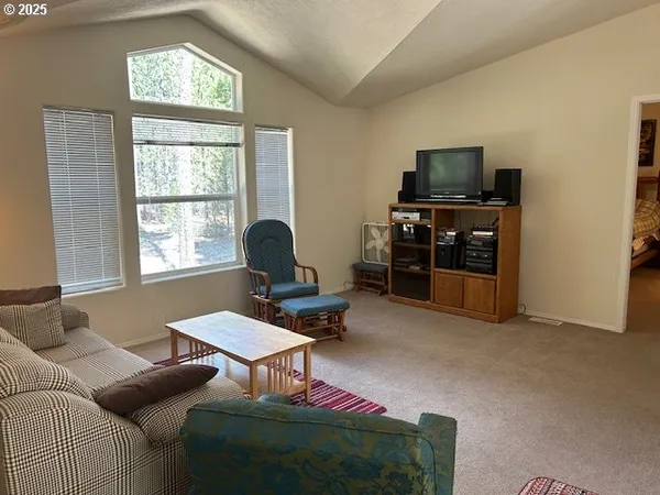 $314,000 | 11736 Chinquapin Drive, Crescent Lake, OR 97733