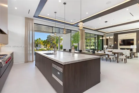 $17,900,000 | 51 Isla Bahia Drive, Fort Lauderdale, FL 33316