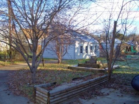 8035 Stephens Road Center Line, MI 48015 - Photo 12 of 12 174056-11.JPG