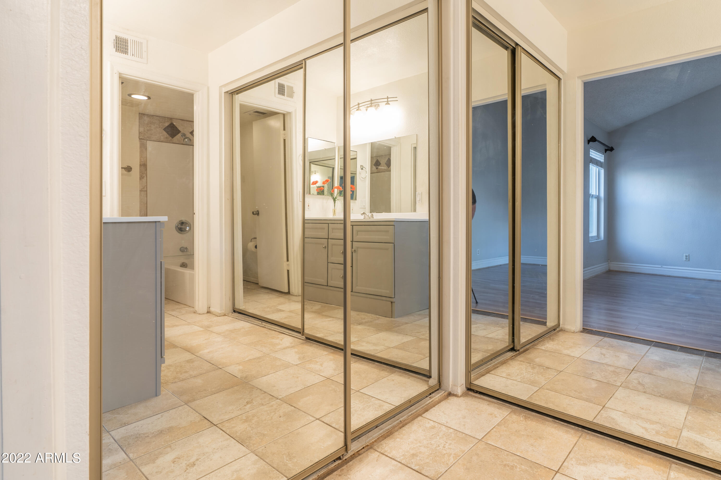 2834 South Ext Road, Unit 2024 Mesa, AZ 85210 - Photo 20 of 23 DSC02463
