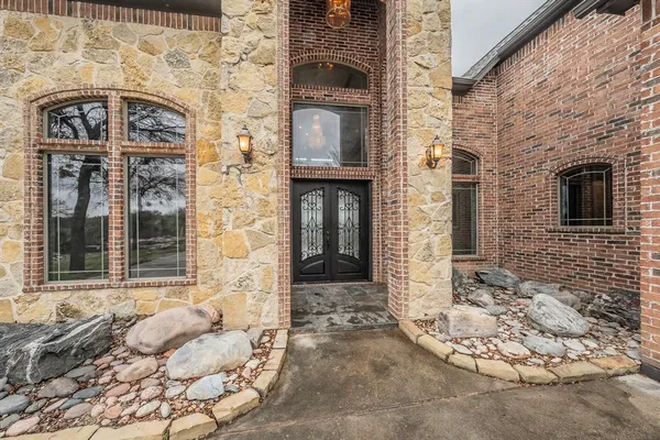 $1,224,900 | 235 Grand Harbor Boulevard, Chico, TX 76431