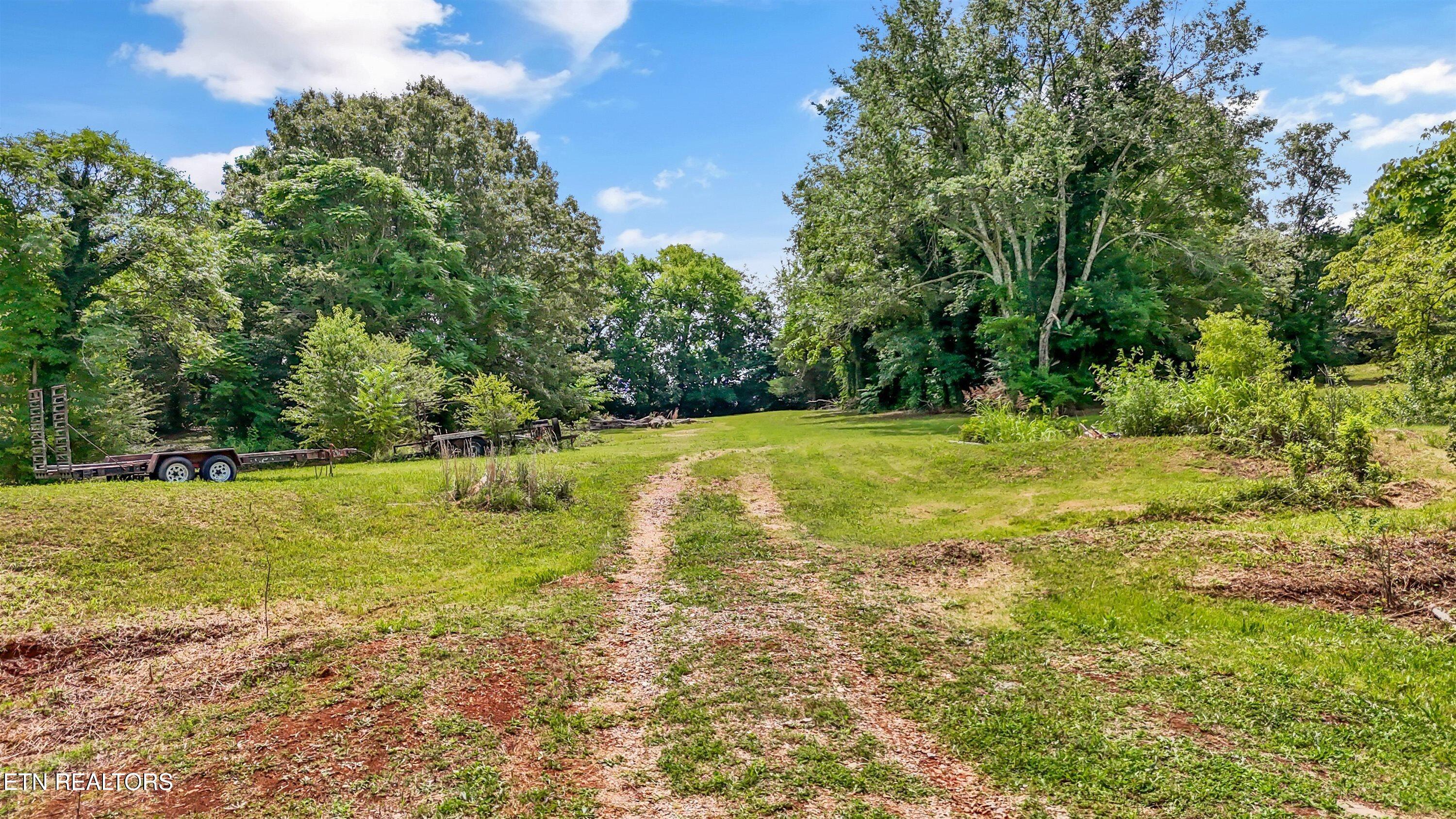 11066 Unitia Road Friendsville, TN 37737 - Photo 10 of 24 12-11066 Unitia Rd17