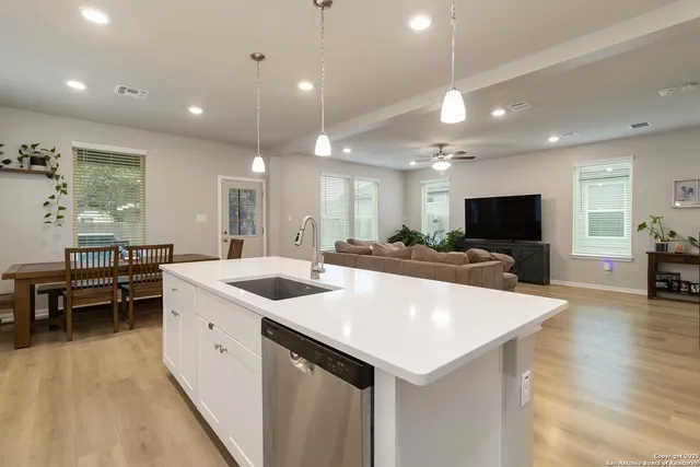 $350,000 | 13230 Forscher Crest, San Antonio, TX 78253