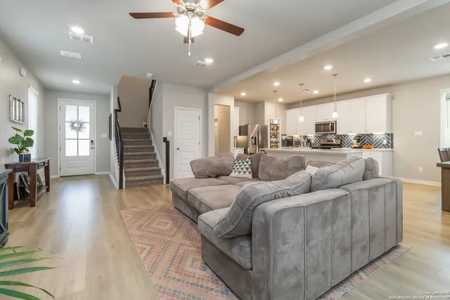 $350,000 | 13230 Forscher Crest, San Antonio, TX 78253