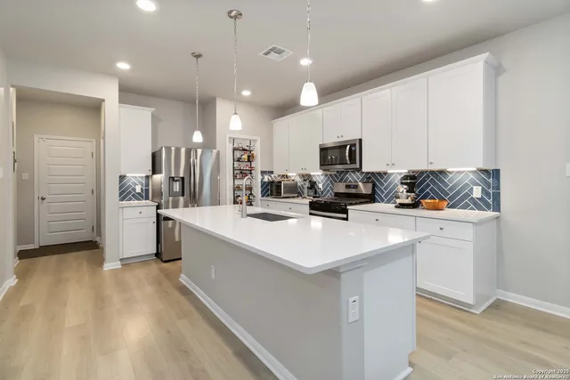 $350,000 | 13230 Forscher Crest, San Antonio, TX 78253