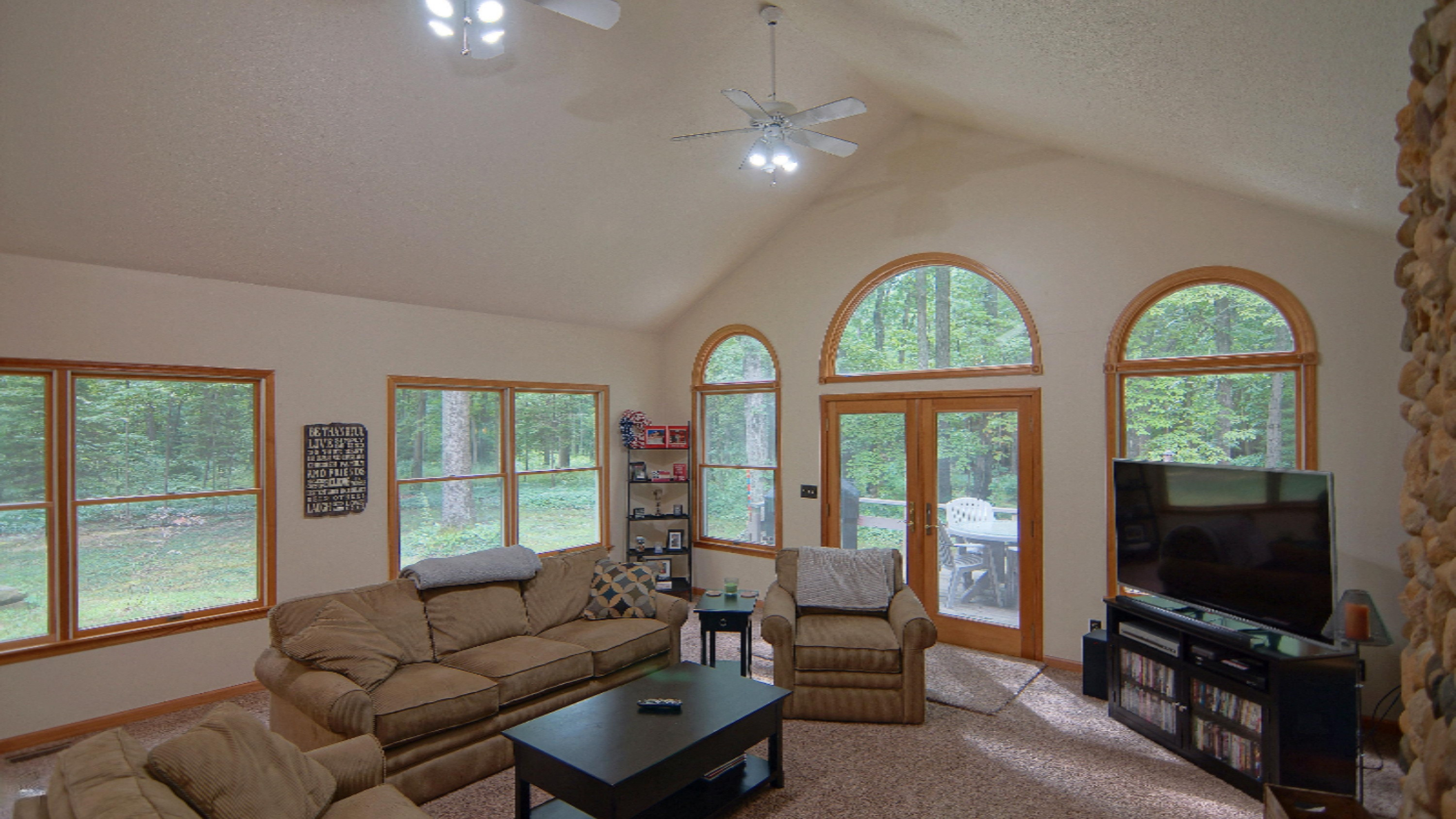 78142 40th Street Decatur, MI 49045 - Photo 4 of 22 DSC00200