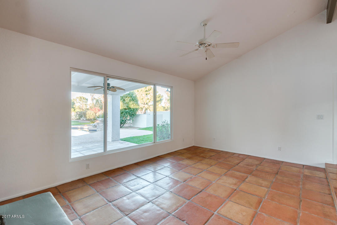 44 West Thunderbird Road Phoenix, AZ 85023 - Photo 12 of 56 12-Thunderbird