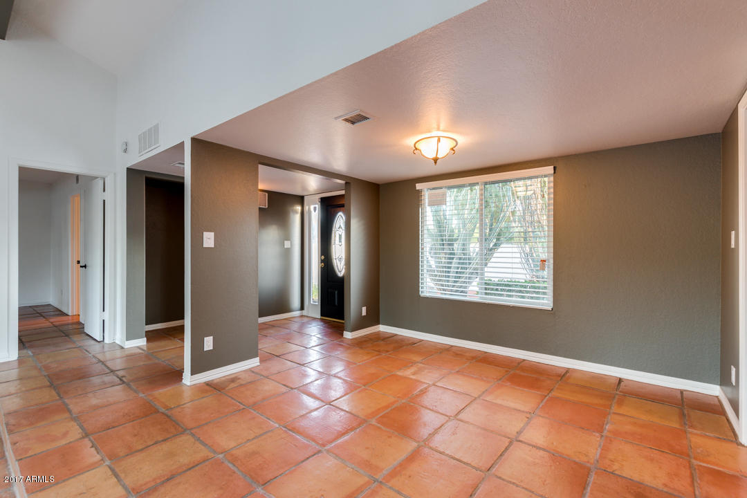 44 West Thunderbird Road Phoenix, AZ 85023 - Photo 22 of 56 22-Thunderbird