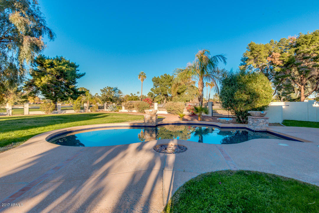 44 West Thunderbird Road Phoenix, AZ 85023 - Photo 43 of 56 43-Thunderbird