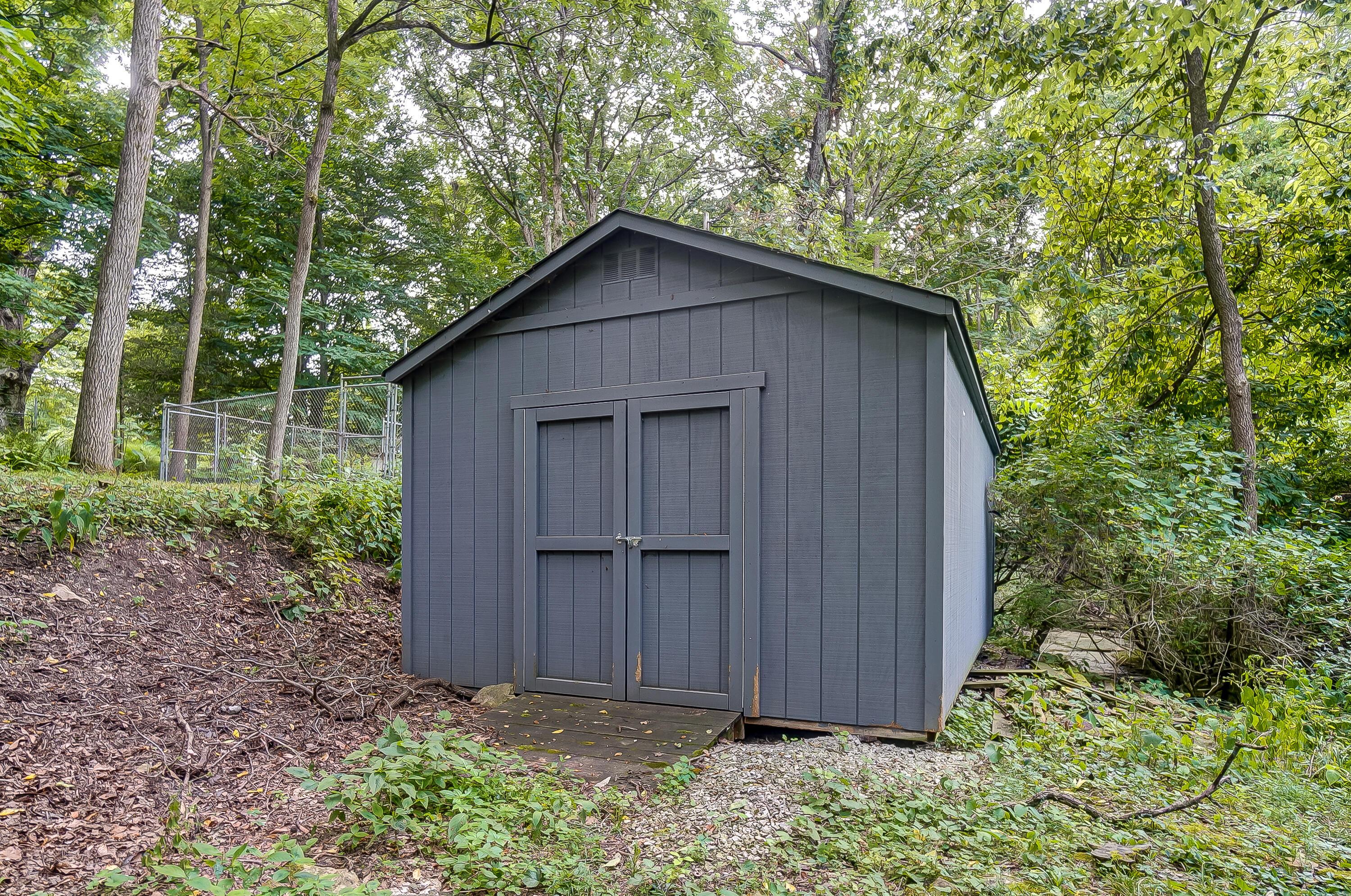 1560 Carriage Road Powell, OH 43065 - Photo 60 of 64 Shed