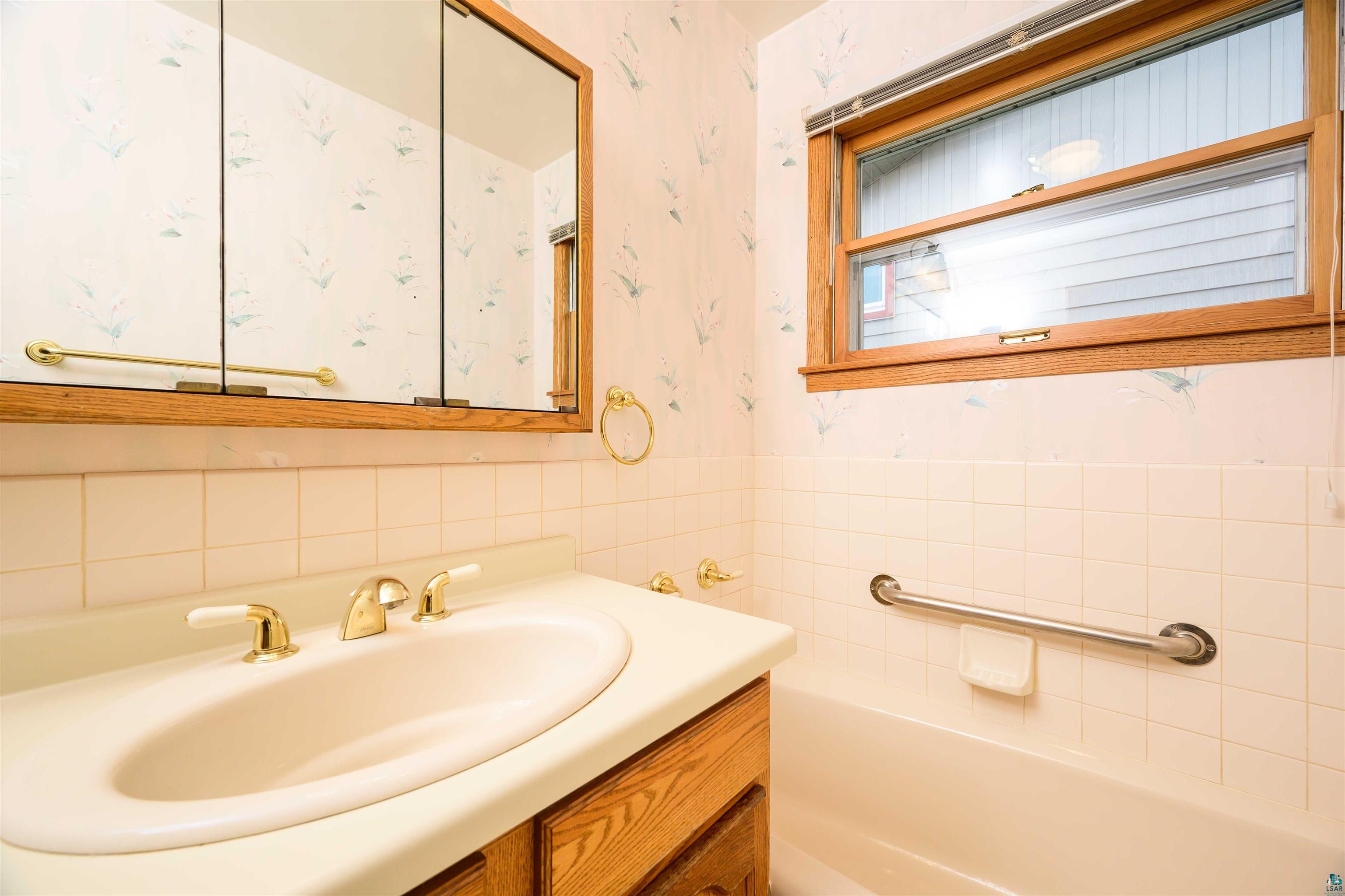 5014 Avondale Street Duluth, MN 55804 - Photo 26 of 68