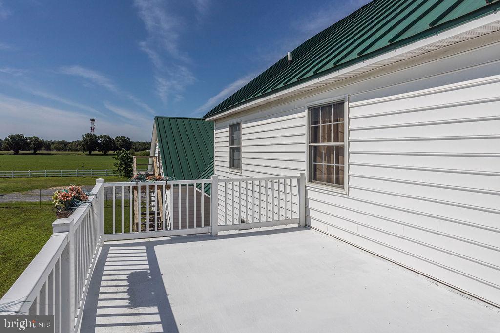 11077 Garland Road Denton, MD 21629 - Photo 27 of 52 Large Balcony