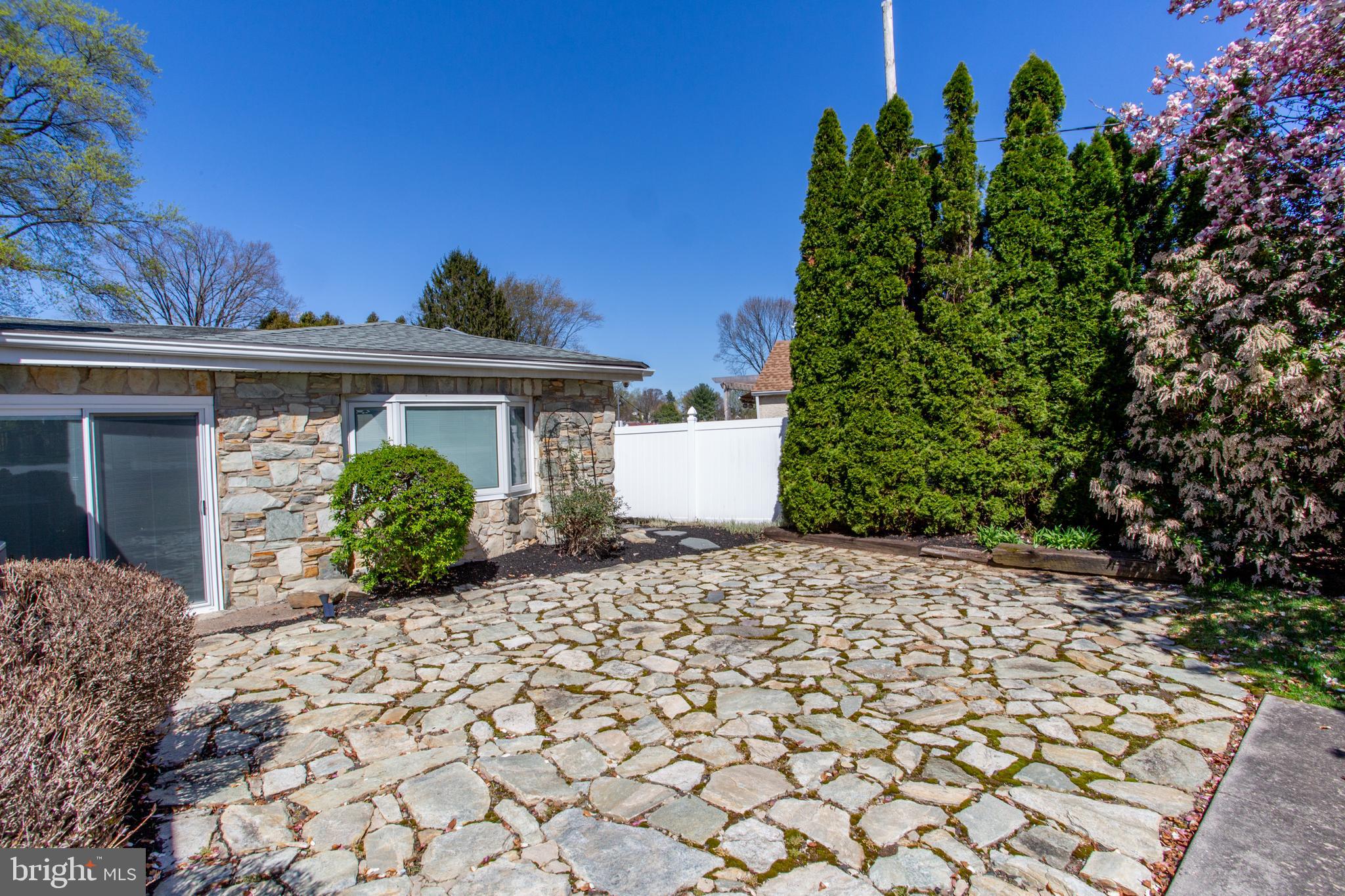 26 Dolton Road Feasterville-Trevose, PA 19053 - Photo 11 of 110