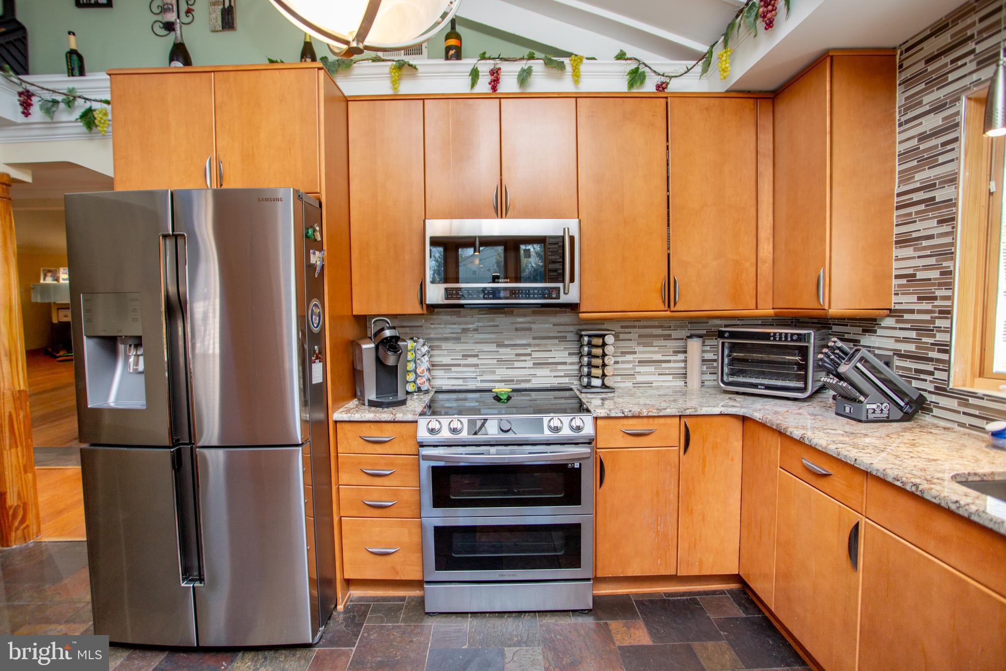 26 Dolton Road Feasterville-Trevose, PA 19053 - Photo 27 of 110