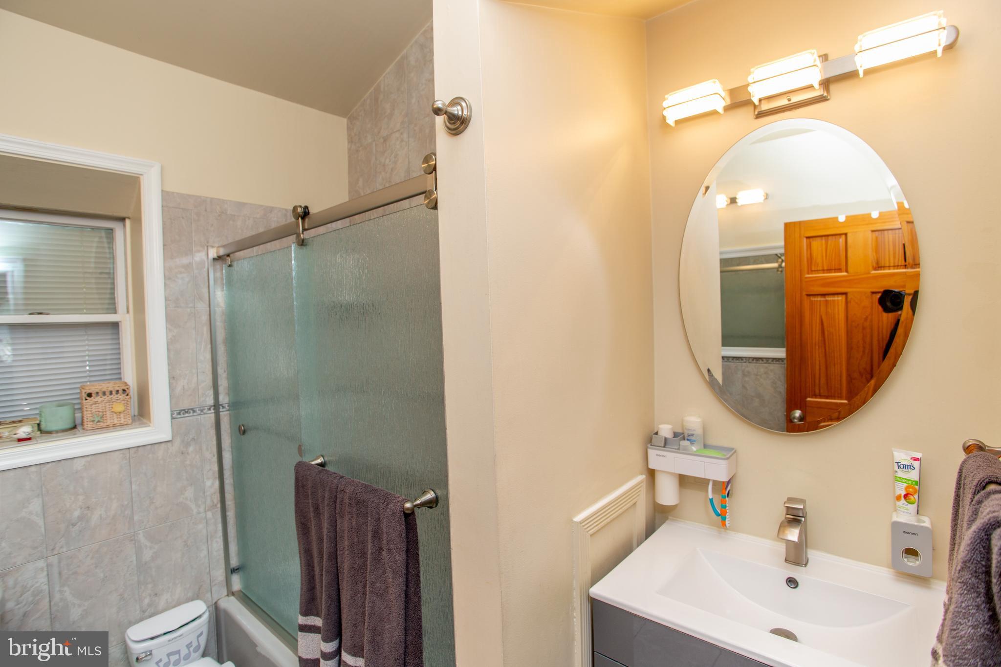 26 Dolton Road Feasterville-Trevose, PA 19053 - Photo 38 of 110