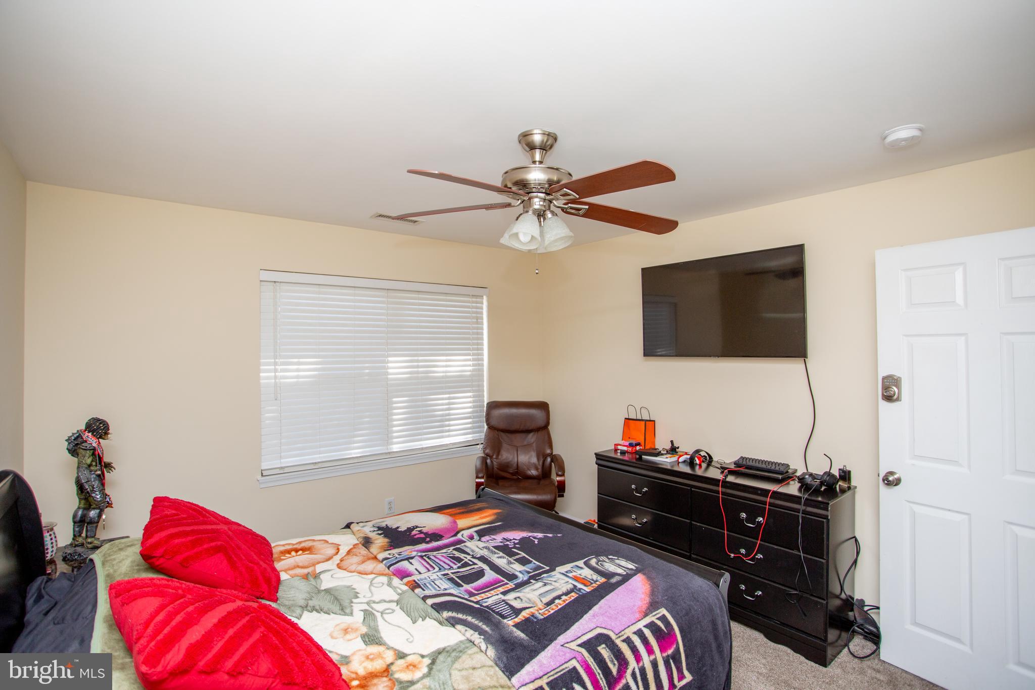 26 Dolton Road Feasterville-Trevose, PA 19053 - Photo 58 of 110