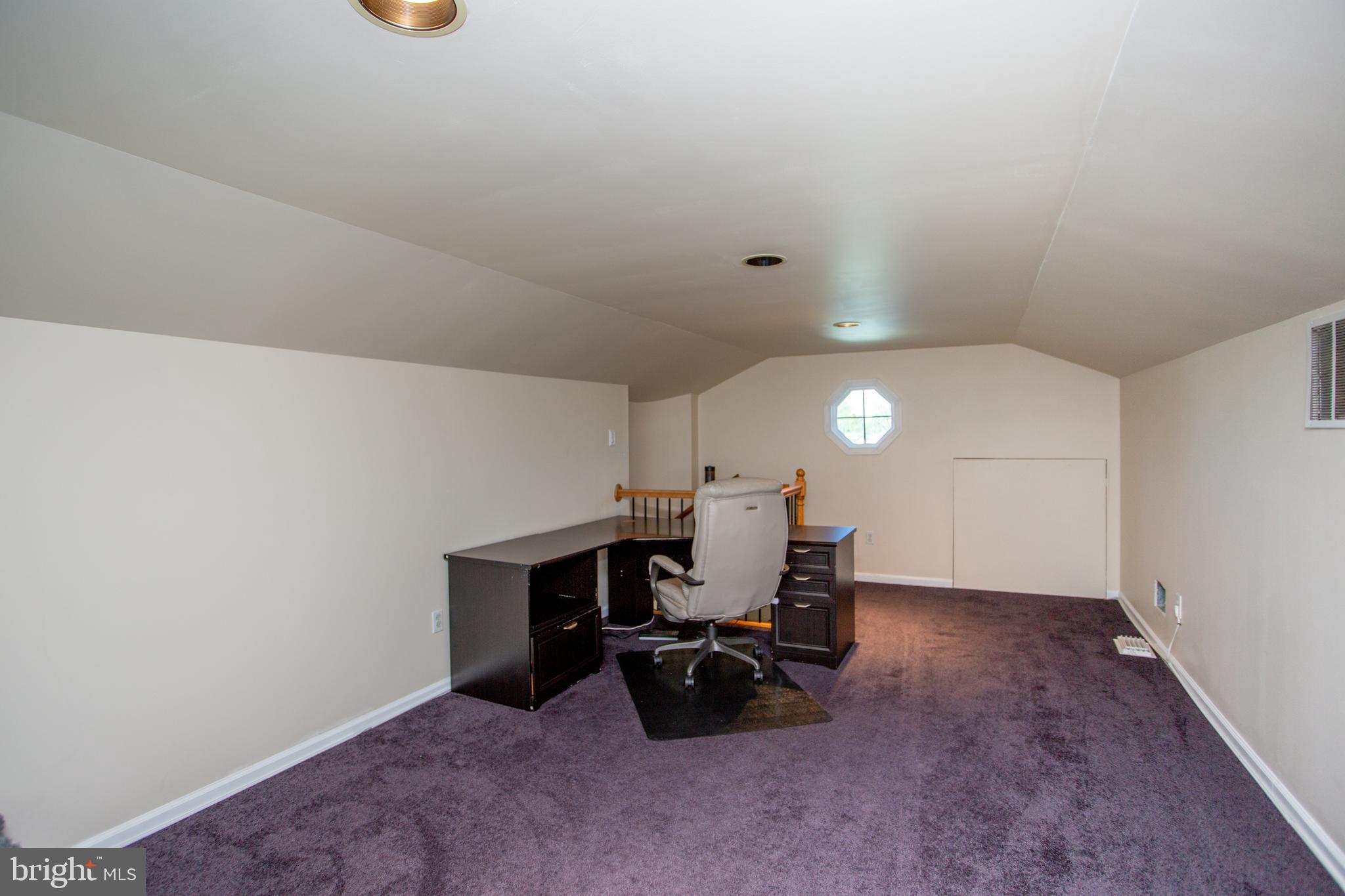 26 Dolton Road Feasterville-Trevose, PA 19053 - Photo 72 of 110