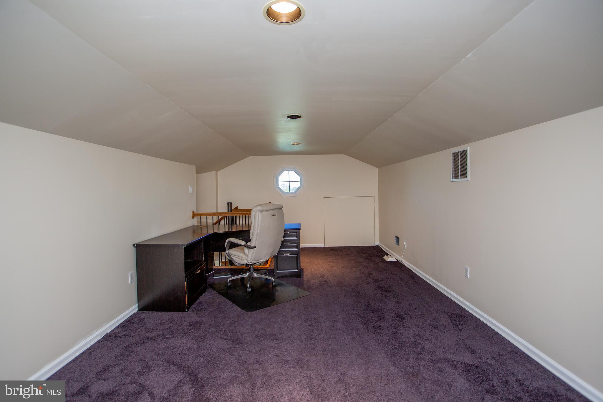 26 Dolton Road Feasterville-Trevose, PA 19053 - Photo 73 of 110