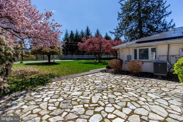 $799,900 | 26 Dolton Road, Feasterville-Trevose, PA 19053