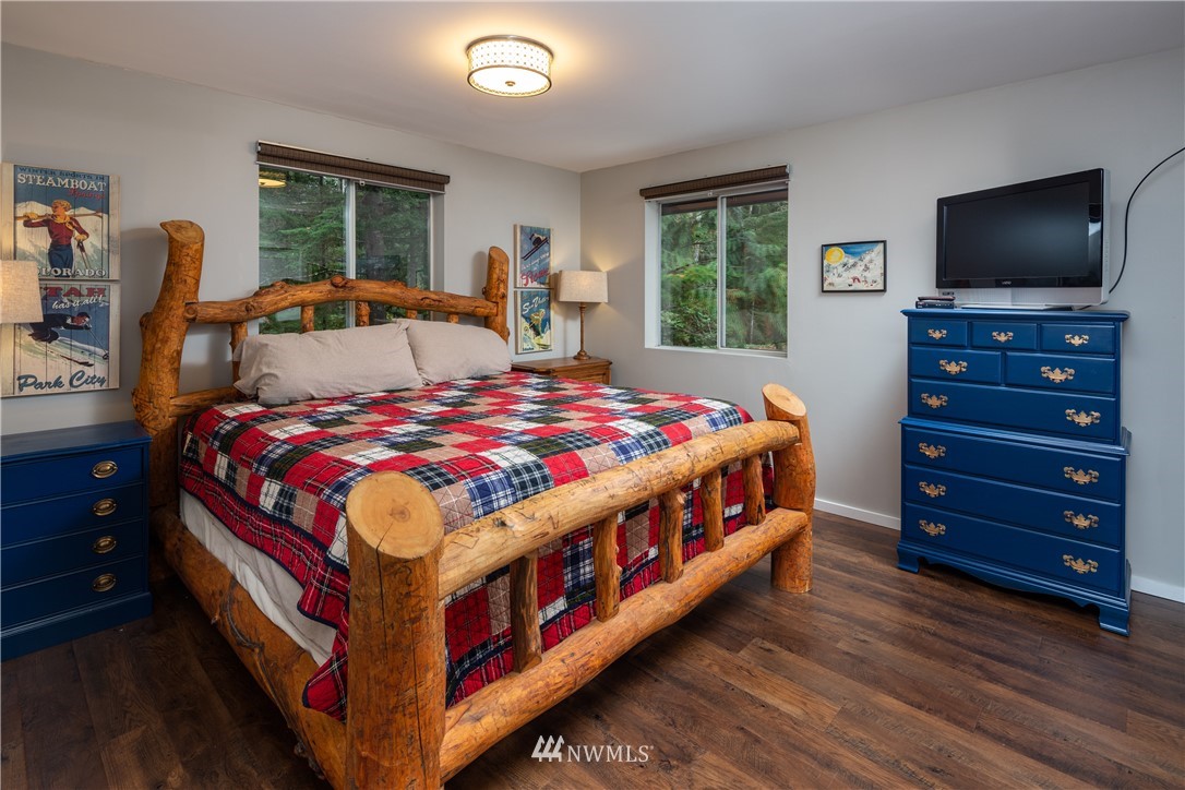 22006 Pinnacle Road Glacier, WA 98244 - Photo 16 of 25 Gallery Image 16
