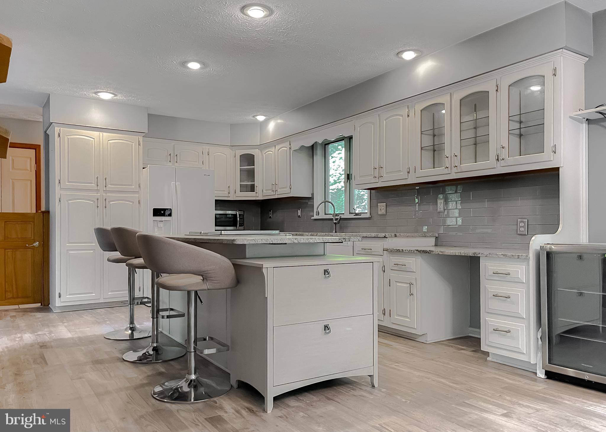 20161 Tower Hill Road Leonardtown, MD 20650 - Photo 2 of 56 Updated kitchen