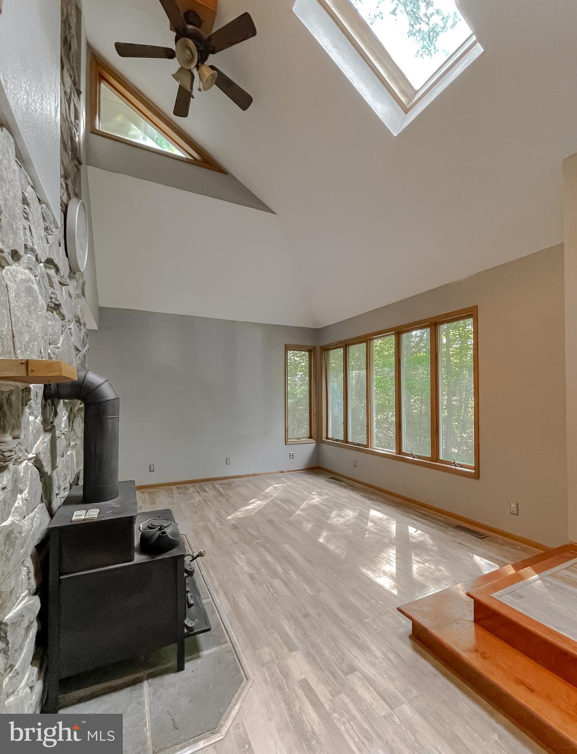 20161 Tower Hill Road Leonardtown, MD 20650 - Photo 31 of 56 Vaulted ceiling