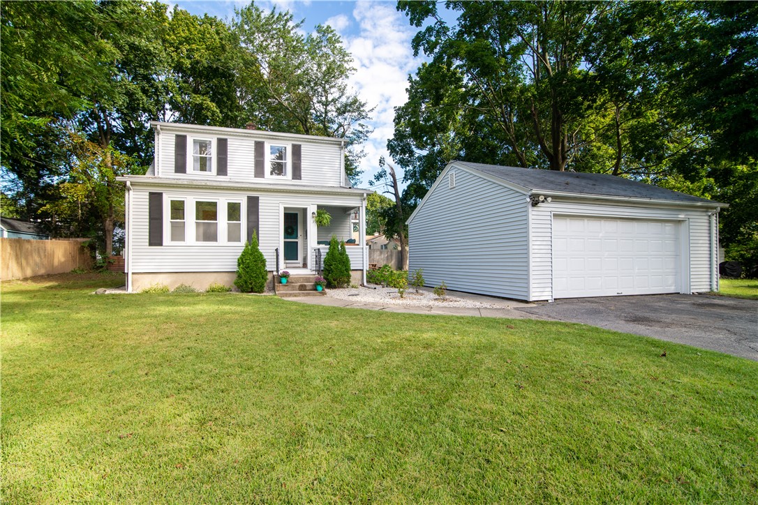 39 Pleasant View Road Warwick, RI 02888 - Photo 1 of 45 Gallery Image 1